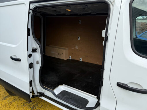 RENAULT TRAFIC III FG L2H1 3T 2.0 BLUE DCI 130CH CONFORT – Image 8