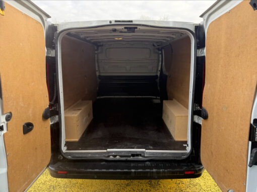 RENAULT TRAFIC III FG L2H1 3T 2.0 BLUE DCI 130CH CONFORT – Image 9