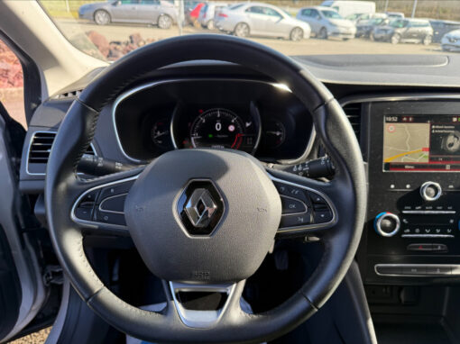 RENAULT MEGANE IV ESTATE 1.5 BLUE DCI 115CH BUSINESS - 20 – Image 11