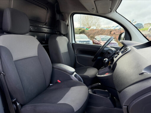 RENAULT KANGOO II EXPRESS 1.5 DCI 90CH GRAND CONFORT EDC - SANS AD BLUE - TVA RECUPERABLE – Image 7