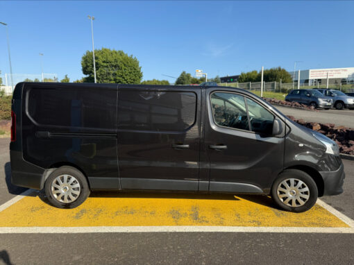 RENAULT TRAFIC III FG L2H1 1200 1.6 DCI 120CH GRAND CONFORT EURO6 – Image 6